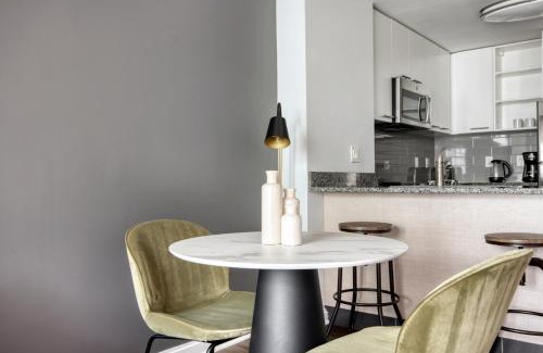 East Cambridge Apartment | Kendall Square 1BR w Concierge Gym nr MIT BOS-715
