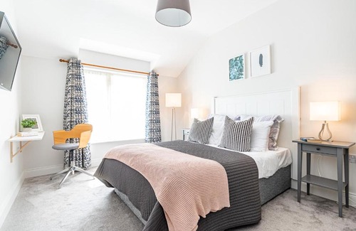 Kenmare Apartment | KENMARE APARTMENT