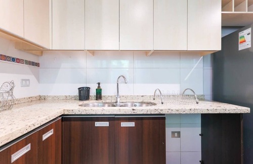 Apoquindo Apartment | Kennedy Art Summary: