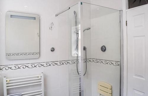 Calcot House | Kennet Valley View