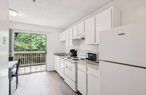 Decatur Apartment | Kenridge Apartments 635 I Comfy 2 Bed 2 Bath