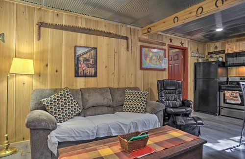New Concord Cabin | Kentucky Cabin w/2 Fishing Ponds & Trail Access