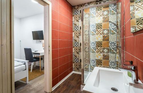 Szekszard House | Kerámia - Vendégszobák