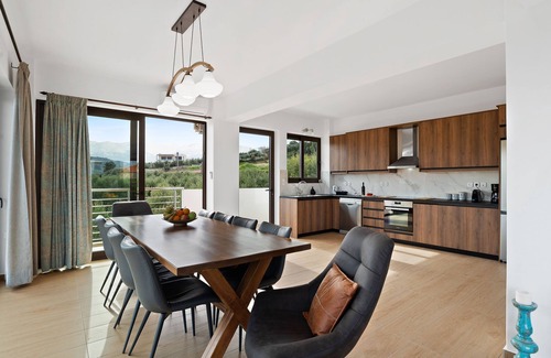 Kalyves Villa | Kera Green Private Villa with heated salt water pool.