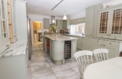 Corbridge Cottage | KERANGARTH, pet friendly, with open fire in Corbridge