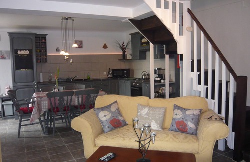 Mur-de-Bretagne House | Kerguillaume - room to breath