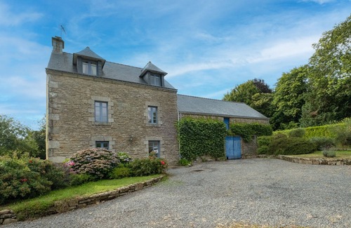 Sulniac House | Kerlomen - Maison avec grand jardin