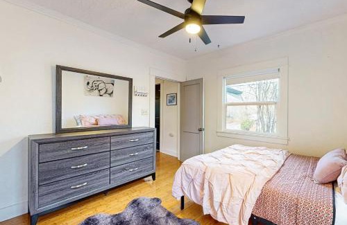 Kerns House | Kerns Bungalow