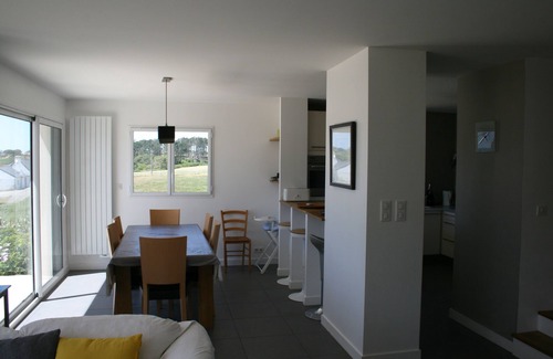 Plozevet House | KerPoulhan - Large contemporary house with garden and sea view