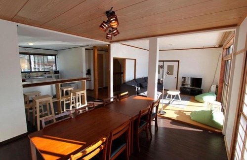 Nozawaonsen Apartment | Keshiki House