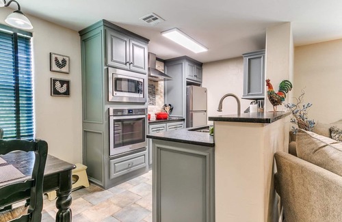 Edmond Apartment | Ketch Your Breath at This Corporate Oasis