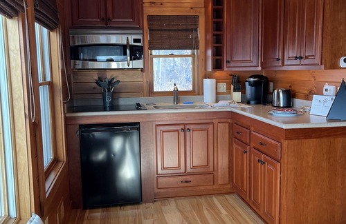 Dundee House | Keuka Lakefront Getaway with private beach and amazing waterfront views