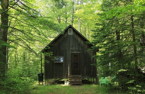 Allouez Cabin | Keweenaw Rustic Cabin near the Gratiot River, Keweenaw Natural Areas Nonprofit