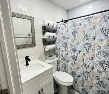Doctor's Arm House | key Deer Retreat/direct gulf access/hot tub