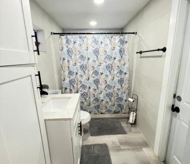 Doctor's Arm House | key Deer Retreat/direct gulf access/hot tub
