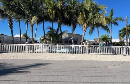 Sexton Cove Estates House | Key Largo Fisherman's Paradise - Heated Pool, Ocean Access & Tiki Hut