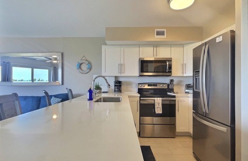 Tavernier Condo | Key Largo Sunrise Resort Style Ocean Pointe 5315