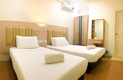 Thulusdhoo Island House | Keyla Inn
