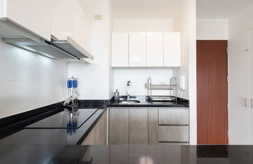 Barranco Apartment | Keyless 1BR | Ocean View | TV 65" | Peruvian 1609