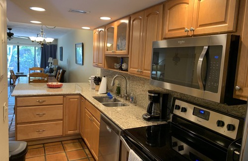 Islamorada House | Keys Getaway – 2 Bikes, Heated Pool, Small Beach & Sunset Dock Views