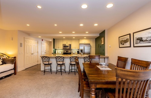 Keystone Condo | Keystone Condo in Quiet Location w/Private Balcony for Great Mountain Views