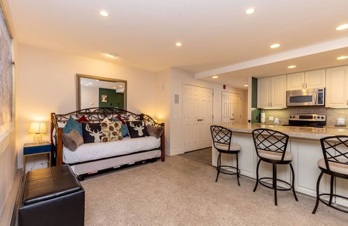 Keystone Condo | Keystone Condo in Quiet Location w/Private Balcony for Great Mountain Views