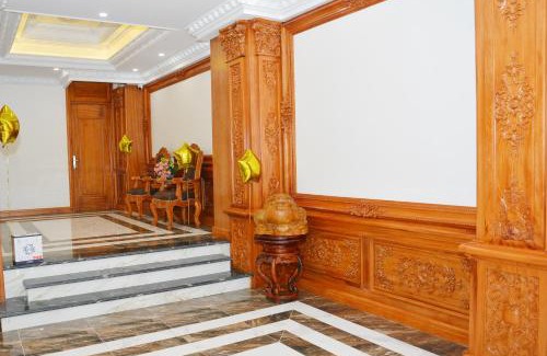 Duc Trong Hotel | Khách sạn Le Royal