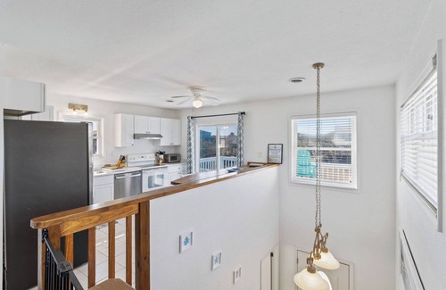 Sea Retreat House | KH4411, Fire Pit, Pets! Fantastic Ocean Views, Pool, Crow's Nest, Decks