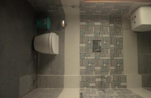 Thunag House | Khaapus Home Naggar