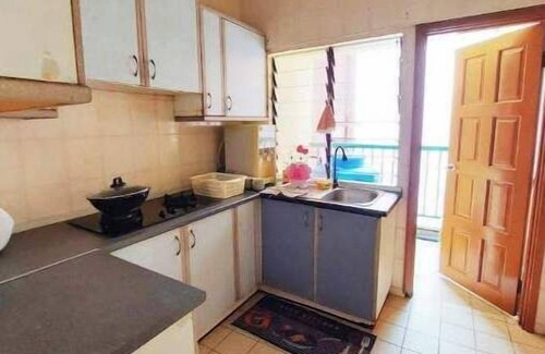 Downtown Kota Kinabalu Apartment | KHome-MarinaCourt-CITY.3B2R(8Px)