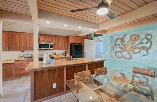 Kahana Condo | KHV 9 2BR Oceanfront Condo w Panoramic Maui View