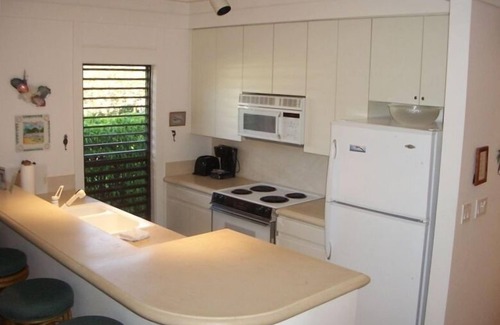 Poipu Hotel | Kiahuna Ocean View Ground Floor- in Unit Washer/dryer