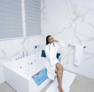 Dar es Salaam Villa | Kibada White Villa