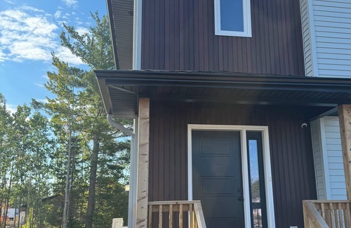 Moncton Apartment | Kick back and relax in this cozy and stylish space. Family and Pet-Friendly!
