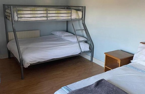 Carrick-on-Suir Hostel | Kickham Street Accomodation