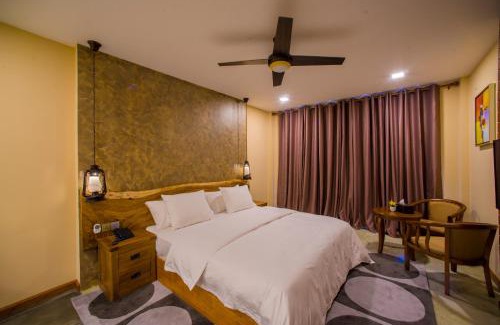 Dharavandhoo Hotel | Kiha Beach