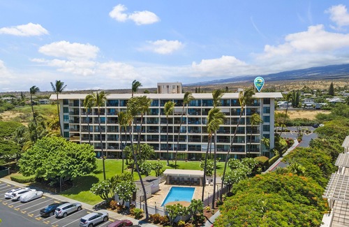 Kihei Condo | Kihei Akahi D-515: Newly Renovated Ocean View, No Carpet, 3 Zone Split AC, Wi-Fi