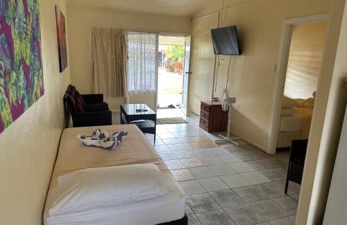 Kiikii Tapere Hotel | Kiikii Inn & Suites