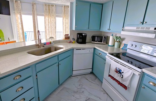South Padre Island Condo | KILLER VIEW, In The Heart of the Island, Aquarius, 9th flr SPI License 2023-2541