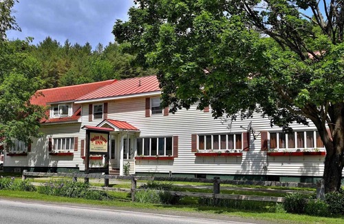Pittsfield House | Killington area entire Inn to yourself! 14bd/15bth