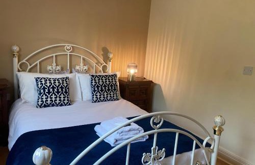 Ballyfarnon House | Kilronan 4 Bed House on castle grounds