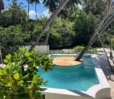 Bwejuu House | KIMA Serviced Beach House & Suites