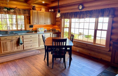 Northeast Somerset Cabin | Kineo Northstar*Direct Snowmobile Access*Lakefront