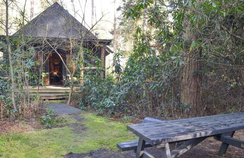 Stamford Bridge Cottage | King Auberons-UK43000
