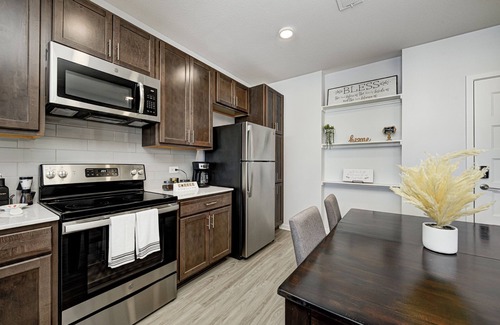 Fishers Apartment | KING BED - 1BED/1BTH - LUXE