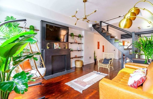 Italian Village House | King Bed – Parking Free – Convention - Short North