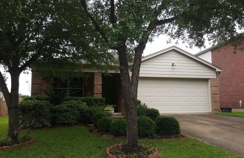 Spring House | King Bed🛏Gated Subdivision 🔐Comfy🏡 Spring Near Exxon The Woodlands IAH
