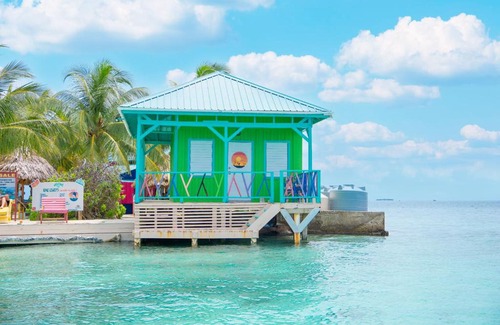 Placencia Resort | King Lewey's Island Resort