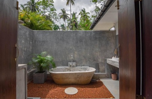 Ahangama Villa | King Room - Sattva Ahangaman