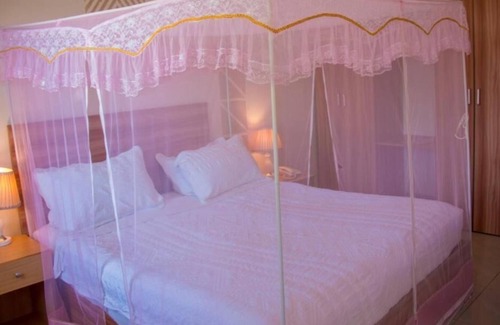 Kibuye House | King room with nice lake view - 2 people